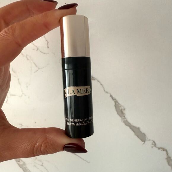 La Mer Luxury Skincare Sample Set - Picture 4 of 12